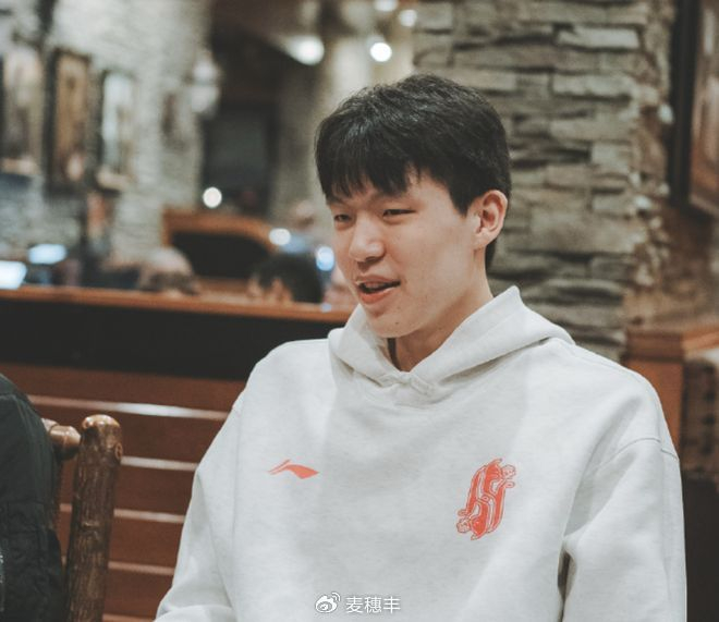 PG电子游戏-无缘入选最佳阵容！杨瀚森数据不错，但出场数不够！|NBA|萨克拉门托国王队|NBA发展联盟|斯托克顿国王队|波特兰开拓者队_新浪新闻